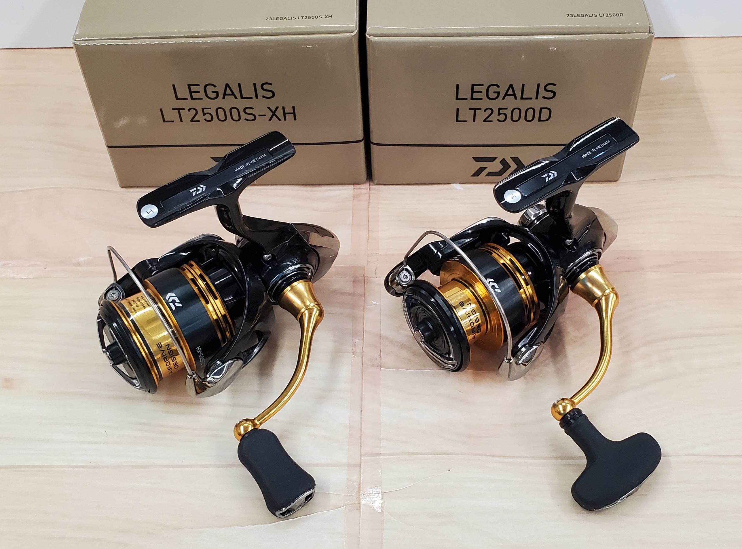 Daiwa LEGLT2500D-XH Legalis LT Spinning Reel