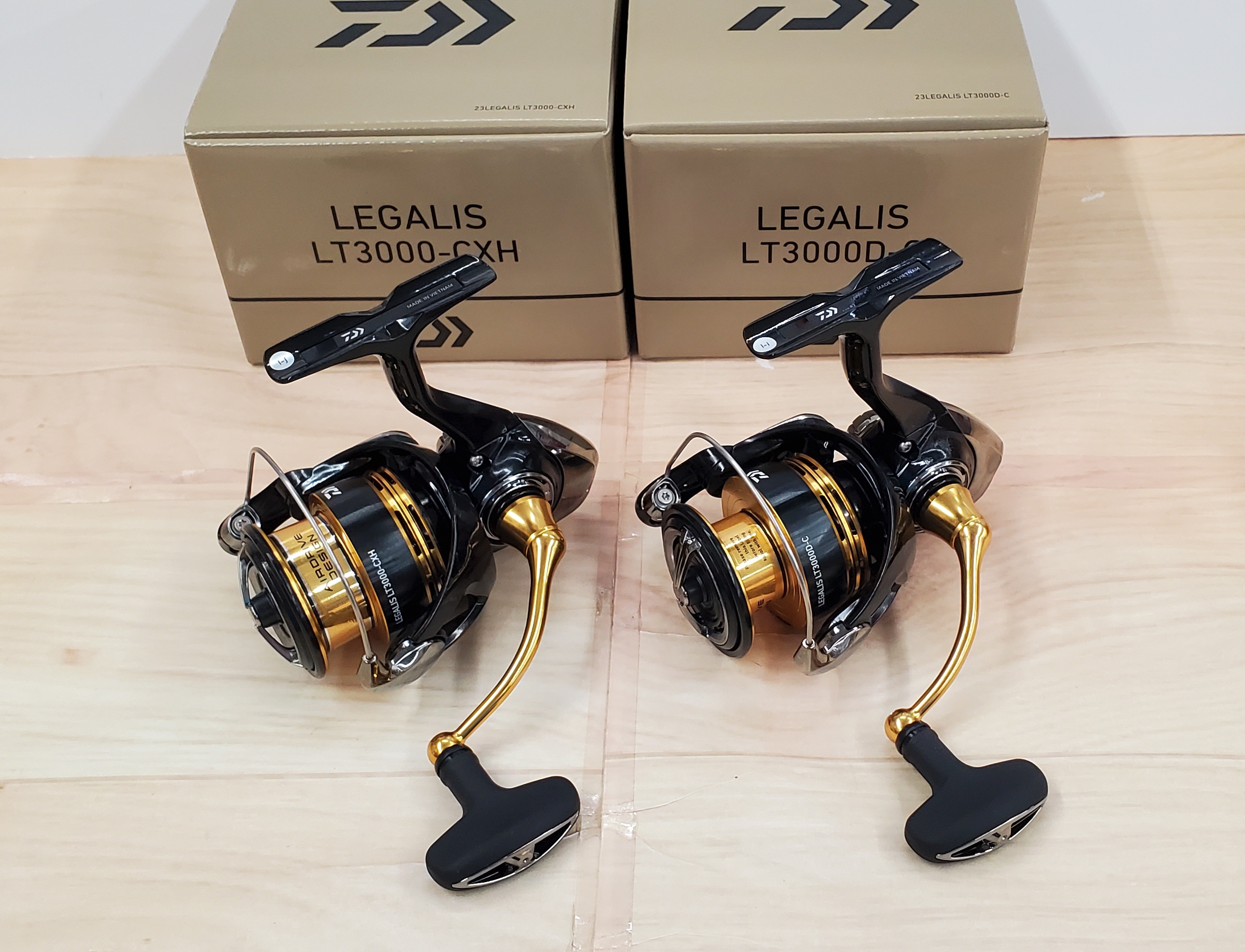 ダイワ 23 レガリス LT2500D DAIWA-