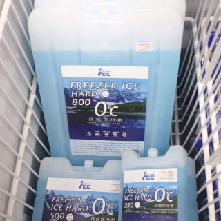 保冷剤【FREEZER ICEハードタイプ350　500　800】3種共冷えてます＾＾