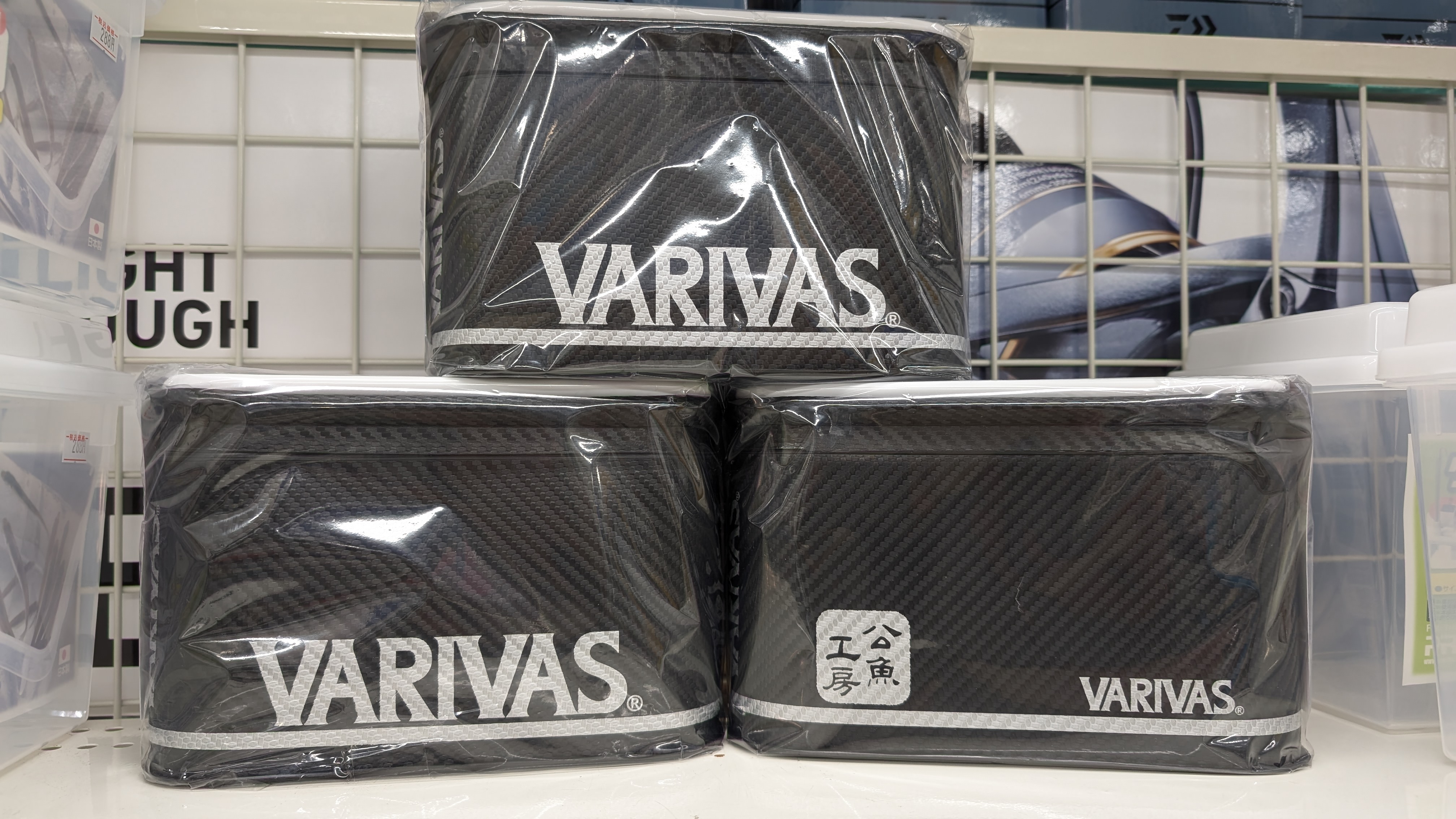 VARIVAS 公魚工房 シリーズ 続々入荷！ - つり具センター | 釣り具の