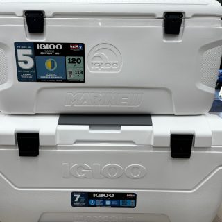 IGLOO 大型ｸｰﾗｰ入荷！！