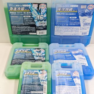 保冷剤が活躍する季節!!凍らせた状態の保冷剤もあります！