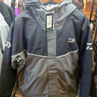 【　ダイワ RAINMAX®ハイロフトウインタースーツ 新入荷　】