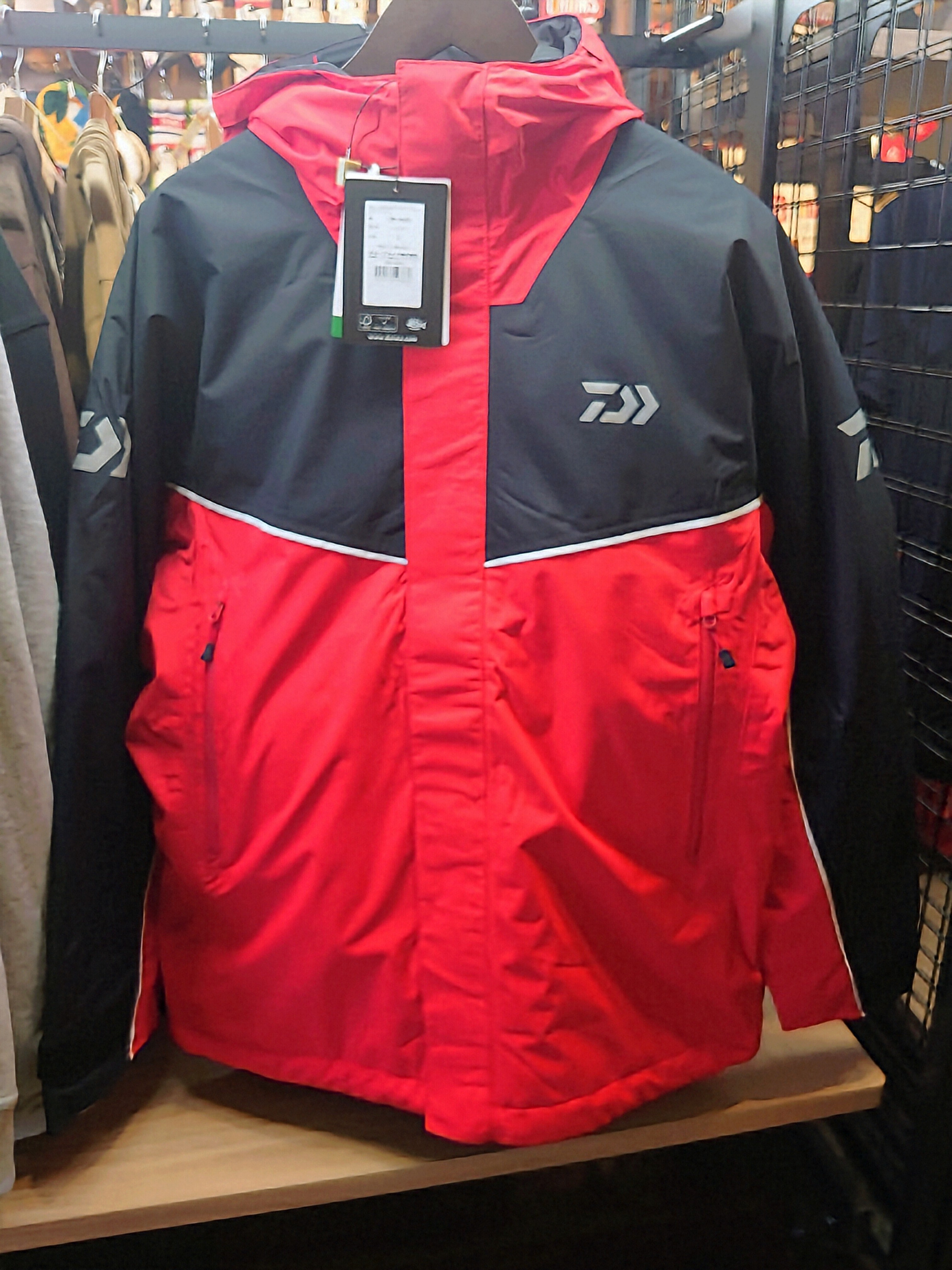 ダイワ RAINMAX®ハイロフトウインタースーツ 新入荷 】 - つり具