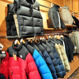 【 アパレル アウターありますよ^^ 】