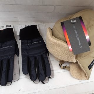 ハヤブサ SOLFIVER 防寒帽とグローブの新製品入荷しました!