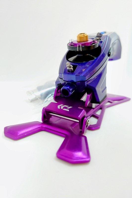 DAIWA【Crystia WAKASAGI AIR ふんばるスタンドアルミスプール限定仕様